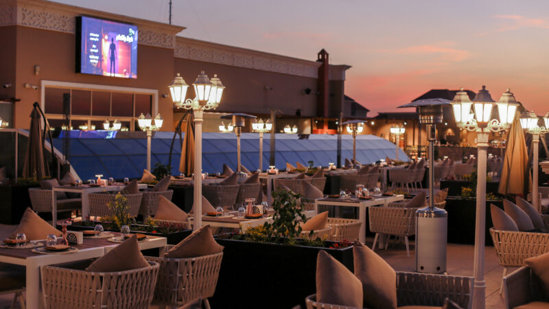 فندق راديسون الرياض المطار يعلن افتتاح مطعمه الجديد “ذا لاونج”